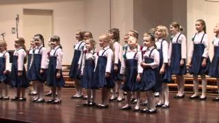 Małe SKOWRONKI Girls Choir  Czegoś mi się chce by Małgorzata NowakGuzowska [upl. by Anilra153]