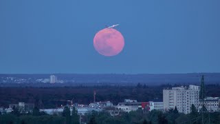 Photographing The Rise Of The Pink Moon [upl. by Appledorf225]