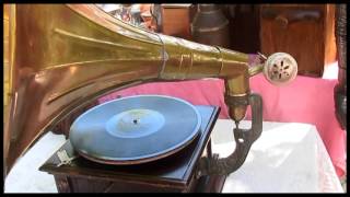 GRAFONOLA  Gramophone Phonograph [upl. by Nennarb]