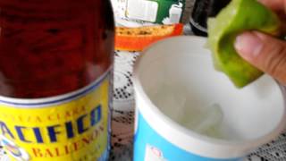 Como preparar michelada cerveza sal y limon [upl. by Old]