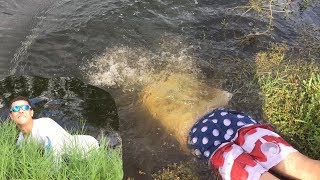 HAND FISHING DEEP UNDERWATER HOLES FOR CATFISH [upl. by Byrdie]