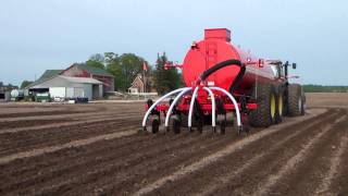 Slurry Tanker Injecting Manure with Case IH Tractor [upl. by Bradeord335]