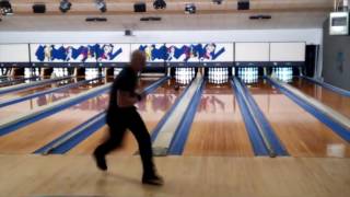 Bowler Ben Ketola sets world record with fastest 300 game [upl. by Gus]