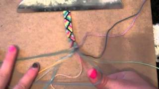 How to make Friendship Bracelets 3D Zig Zag [upl. by Kwarteng]