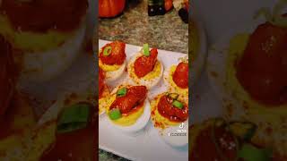 FRIED CHICKEN DEVILED EGGS shorts fyp friedchicken deviledeggs gamedayfoods appetizers [upl. by Iolenta]