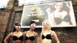 Wonderbra Full Effect 3D Billboard [upl. by Ikaz]