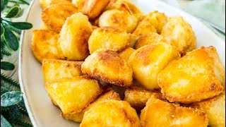 Crispy Roast Potatoes  coated in flour  prep ahead [upl. by Prem]