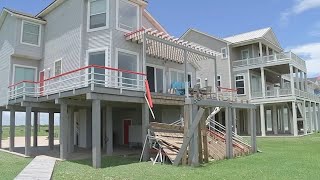 Investigation underway after Galveston house balcony collapses killing PR Fairy Susan Farb Morris [upl. by Nagirrek25]