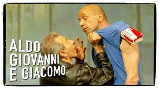 Anplagghed  Il passaggio di mano 1 di 2  Aldo Giovanni e Giacomo [upl. by Yklam]