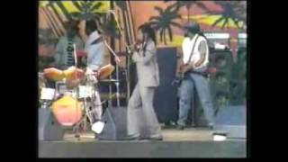 Gregory isaacs Live Sunsplash 1985 [upl. by Elleirua764]