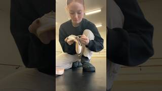 WHY BALLERINAS BREAK THEIR POINTE SHOES ballerina pointeshoes [upl. by Dnomyaw96]