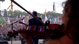 10538 Overture Jeff Lynnes ELO Live with Rosie Langley and Amy Langley Glastonbury 2016 [upl. by Dillie]