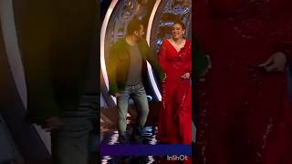 Salman Khan amp Kajol entry bigg Boss salmankhan aishwarya Kajol biggboss [upl. by Auod]