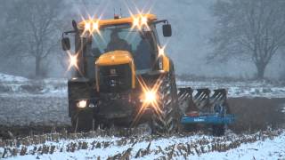 JCB FASTRAC 8310 s pluhem Lemken [upl. by Accebber]