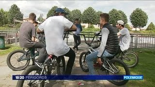 Le skateparc de Périgueux fermé aux BMX [upl. by Kezer]