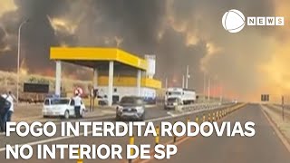 Fogo interdita rodovias no interior de São Paulo [upl. by Otila]