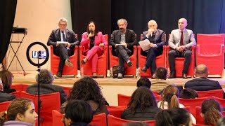 Orientamento Scolastico A Lucignano un evento con mondo della scuola e imprese [upl. by Berkeley]