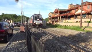 Train 1009 at Towaco 61516 [upl. by Ytsirc767]