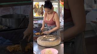 The best boiled chicken rice in Bangkok  Thai Street Food [upl. by Akehsay]