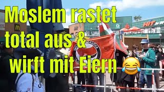 Moslem rastet total aus und wirft mit Eiern 😂 EWOLive islam stürzenberger [upl. by Eimmaj]