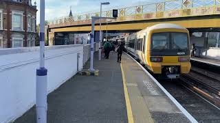 Southeastern Trains Class 465 Departing Brixton [upl. by Kahlil]