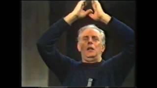 Dario Fo  La lenguada Bonifacio VIII e quotlo Stunatquot dal Mistero buffo 1977 [upl. by Cassella533]