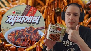 Frenchman Tries Korean Noodles Chapagetti  짜파게티 [upl. by Madancy398]