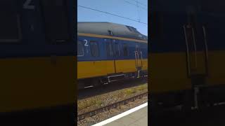 Dubbele ICM  intercity Berlijn komt te gelijketijd door station Twello [upl. by Eidolem]