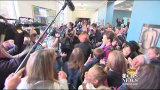 Sandwich thrown at Australian PM during school visit [upl. by Trisa]