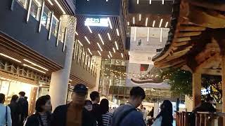 낭만 행복 외국인 가득한 인사동 주말 초저녁 풍경 Insadong is full of elegant foreigners n citizens Seoul Korea [upl. by Eetnom]