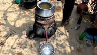 देसी दारू कैसे बनती है  Daru Kaise Banti Hai  Sharab Kaise Banti Hai  How Desi Wine Make [upl. by Enaywd107]