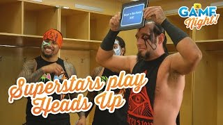 WWE Superstars spielen Heads Up WWE Game Night [upl. by Siloa]