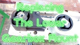 Replacing The Lower Engine  Gearbox Mount Talbot Express Highlander MK2 [upl. by Miles]