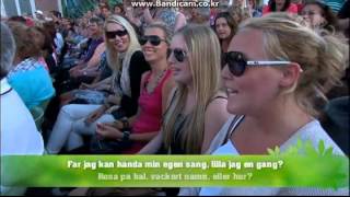 Lotta Engberg amp Christer Sjögren  Rosa på bal Live  Lotta På Liseberg 2011 [upl. by Kcirdet]