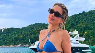 FLÁVIA ALESSANDRA DEIXA FÃS ENCANTADOS AO POSAR DE MAIÔ NA PRAIA [upl. by Nelrac913]