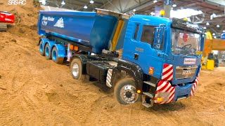 RC TRUCKS STUCKING RC TRUCKS OVERLOADED RC DIGGER LIEBHERR SME RC TRUCK LOW LINER MAN MB ACTROS [upl. by Etnemelc]