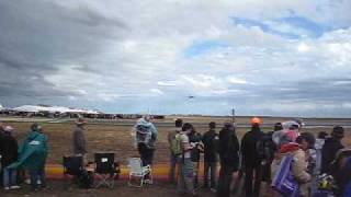 RNZAF Boeing 757 Fast Flyby [upl. by Rudd]