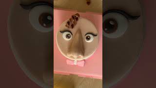 قالب الخشم 😳  cake كيك كيكات اغاني قصص قصة عجينةالسكر fondant funny recipe وصفات [upl. by Vonny]