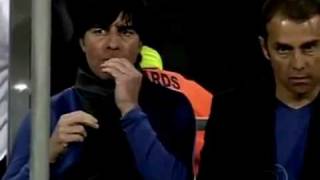 ENTRENADOR COMIENDO MOCOS [upl. by Burkitt]