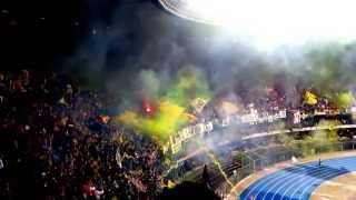 Hellas Verona  Empoli 00 18513 Fumogeni in curva sud Hellas [upl. by Peters574]