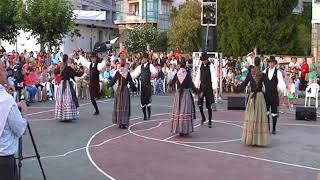 Galician traditional folk dance Pasodobre O Pau amp Muiñeira do Chao [upl. by Irroc]