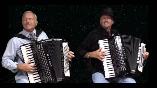 French Accordion Medley Valse Musette Gracieuzette La Petit BoumLee Terry Meisinger [upl. by Heisser]