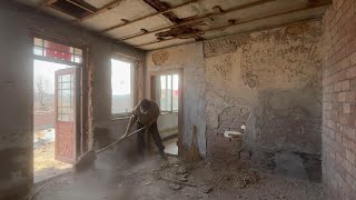 Grandfathers dilapidated house man renovates it despite wifes objections [upl. by Anihc48]