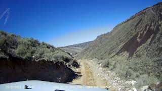 Jeep JKU  crawl down to Indian hot springs from the east [upl. by Doxia]