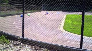 Freddies Hobbies 60 lap BMain 7092011 Paved Oval Ravenna Ohio Quarter Scale [upl. by Airdnoed274]