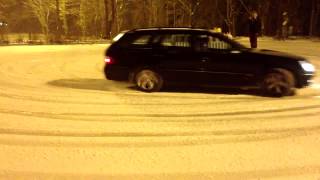 Mercedes E320 CDI W211  Lovely Snowdrift [upl. by Ion]