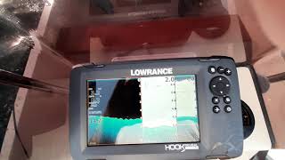 Lowrance Hook Reveal 7 83200 HDI transducer [upl. by Yelyah]