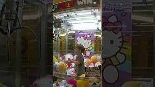 “You won a prize” Australian police rescue toddler stuck in Hello Kitty claw machine 🙀 [upl. by Nairdad250]