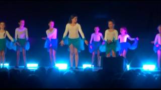 Tendanse Dainville  Les étoilesquot La reine des neigesquot gala 2015 [upl. by Annot664]