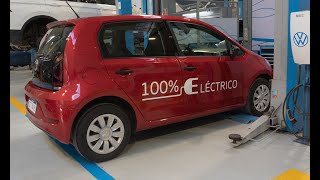 Un auto eléctrico recorre los centros educativos de UTU [upl. by Anirod979]